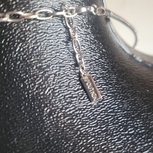 Spoutnik Circular Necklace With Red Pendant - Picture 3 of 3